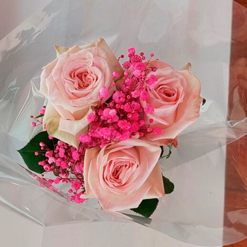 WHOLESALE MINI BOUQUETS FOR VALENTINES DAY